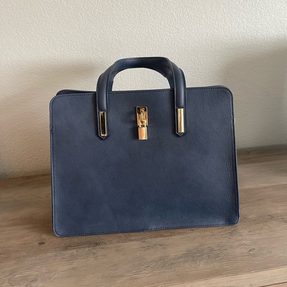 Vera Pelle Medium Italian Leather Tote Bag